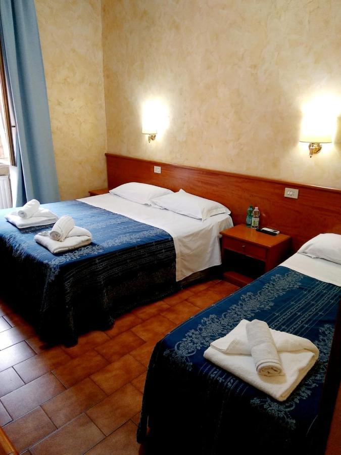 Hotel Ferrari Rome Bagian luar foto